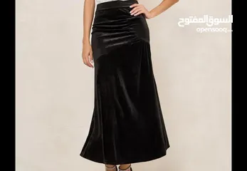  3 ملابس الاطفال جديدة وملابس الستات الفساتين مستعملة