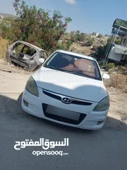  3 هيونداي i30 2008