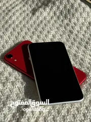  8 Iphone XR 64g like new