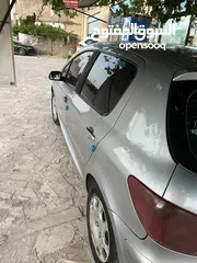  5 بيجو2004 للبيع