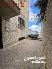  10 عمارة سكنية للبيع في تلاع العلي / خلف كلية المجتمع العربي بالعالي .