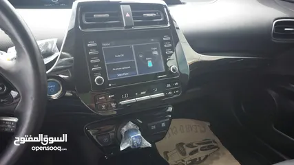  24 تويوتا بريوس 2022 XLE فحص كامل فل ما عدا الفتحة صنف بيرسونا TOYOTA PRIUS 2022 XLE FULLY LODED