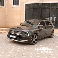 4 كيا نيرو 2023