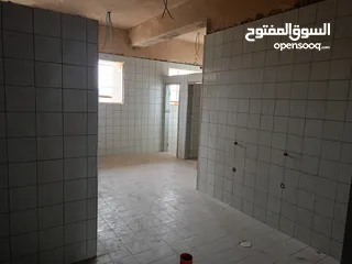  7 بليط يبحث عن عمل