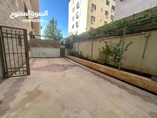  2 شقة دوبلكس ارضي منسوب فاخرة للبيع في خلدا