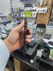  2 Samsung S20plus بحالة ممتازة بسعر مميز