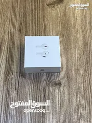  23 أختار الأصلي وريح راسك النسخة الأحدث والأقوى  بطارية تصل إلى 5ساعات من الأستخدام Apple AirPods 4 AN