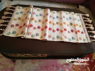  17 كوشنز كنب ووجه مخدات ومفارش للطاولات