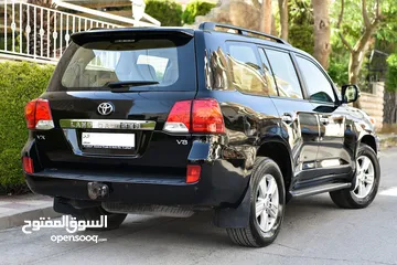  2 تويوتا لاند كروزر VX وارد الوكالة 2013