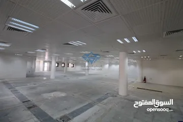  2 #REF910 468sqm Big Commercial Space Available for Rent in Madinat Qaboos