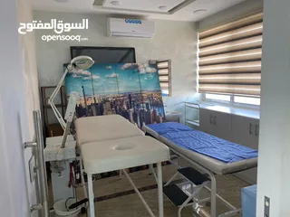  1 عيادة طب عام للبيع او بيع محتوياتها ... اقرأ الاعلان