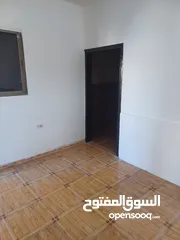 11 شقه للبيع الهاشمي الشمالي قوشان مشترك قابله للبدل بسياره حديثه