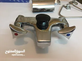  20 4 بطاريات دوش وحمام GROHE  و  KLUDI  المانيه  واكسوارات .