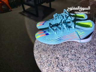  1 بوط اديداس اصلي زحاف مش أصابع بحالة الوكالة للبيع ب 20 الموقع البيادر