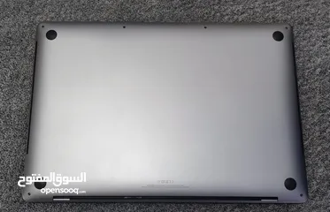  1 MacBook pro 2019 16