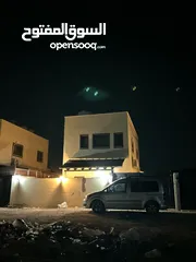  3 فيلا في اريحا للبيع بسعر نار حرق