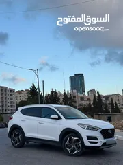  3 توسان 2019.ديزل .بحاله ممتازه .مرخص ومأمن .يد اولى.عداد 53.الف.4*2