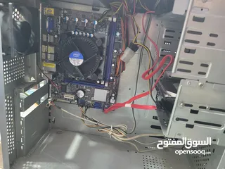  1 كمبيوتر إستخدام شخصي بحاله جيده جدا