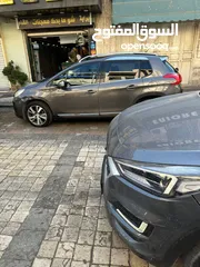  8 جيب بيجو 2016 كرتونة بحالة الشركة مثل الصورة بالزبط