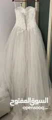  6 S-M Wedding dress with veil.