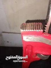  14 صاروخ بوش اصلي جديد غير مستعمل 9 انش  حبل كتان جديد 40 متر و مفتاح انجليزي 18 انش جديد للبيع