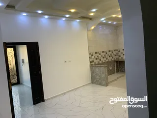  24 شبه فيلا للإيجار في ماركا الشمالية