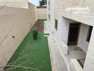  9 شقة مميزة للبيع في حي الصحابة