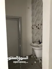  2 طابق الدور الارضي في الوادي الكبير