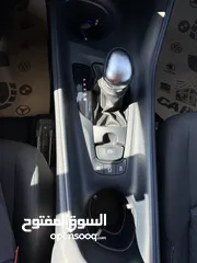  16 تويوتا C-HR ترخيص 2022 محرك 1800 هايبرد حصان 170
