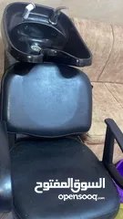  4 كرسي مغسله وكرسي شعر مع ميكب مزدوج