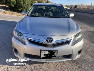  4 كامري 2010 للبيع بطارية جديدة مركزية