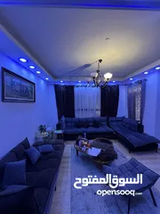  4 شقة للبيع بمساحة 140 متر بسعر لقطة