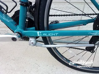  17 used Giant Live Alight 3 Aluminium (2018) sport city touring bike 700C