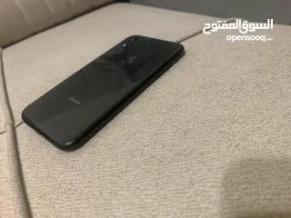  8 ايفون xr استعمال خفيف بطاريه 100 ما في اي خدوش ومو مصلح بس مغير بطارية بحاله الوكاله