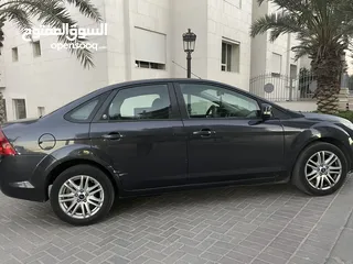  11 Ford Focus 2011