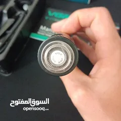  4 ماكينة حلاقه للانف و الوجه و الاذن اثنان في واحد شحن VGR V-619 ضد الماء