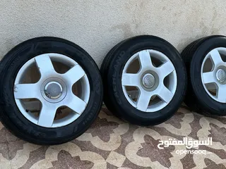  5 Audi Rims+tires In perfect condition/ جنطات اودي للبيع مع كوشوك