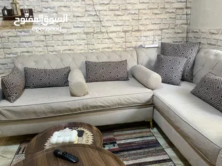  3 طقم كنب بحاله ممتازه للبيع