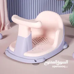  5 خلي وقت حمّام طفلك أسهل وأمتع مع كرسي الاستحمام العملي المصمم خصيصًا لحماية الطفل وتوفير الراحة