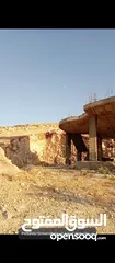  2 ارض مع منزل عظم للبيع في دار صلاح
