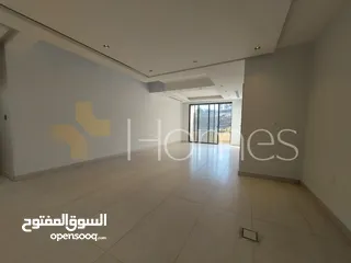  4 شقة اخيرمع روف للبيع في عبدون بمساحة بناء 180م
