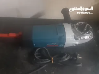  7 صاروخ بوش اصلي جديد غير مستعمل 9 انش  حبل كتان جديد 40 متر و مفتاح انجليزي 18 انش جديد للبيع