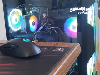  4 كمبيوتر جبار بسعر الحرق