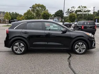  3 Kia niro grand touring 2022 full option   Available for rent