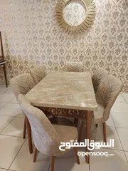  8 طاولة سفره