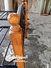  7 تخت حديد عدد 2 للبيع