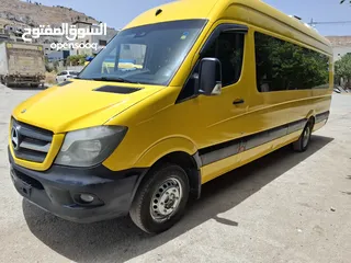 1 باص نقل طلاب روضة