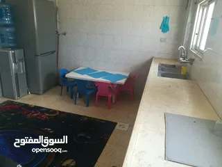  4 أثاث حضانه بحالة ممتازة للبيع