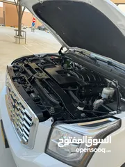  15 GMC يوكن SLT 2017