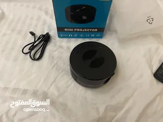  4 بروجكتر ميني